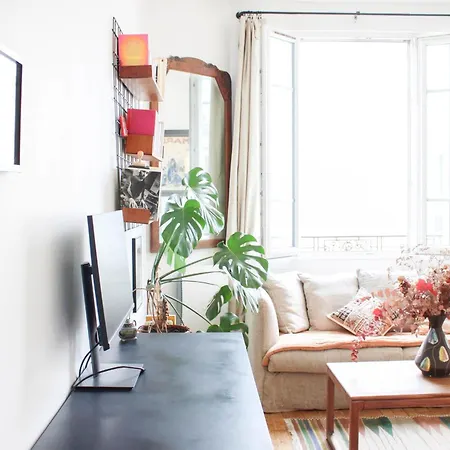 Pleasant With Wifi In The Heart Of Mouzaia Apartment